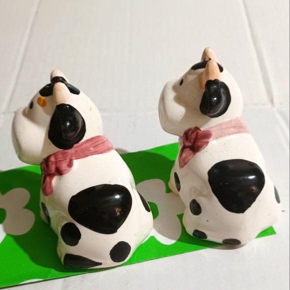 COW Ceramic Sal & Pepper Shakers EUC - Picture 5 of 10